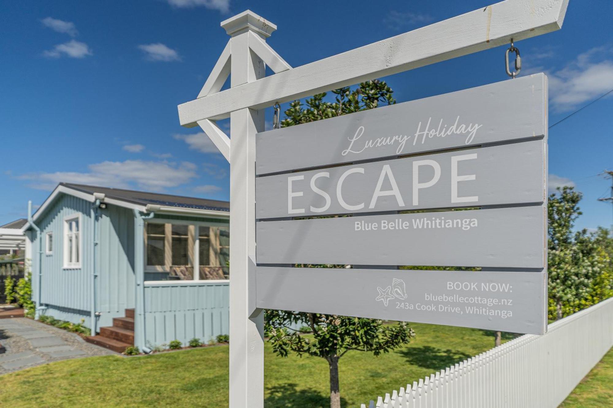 Blue Belle Cottage Whitianga Exterior photo